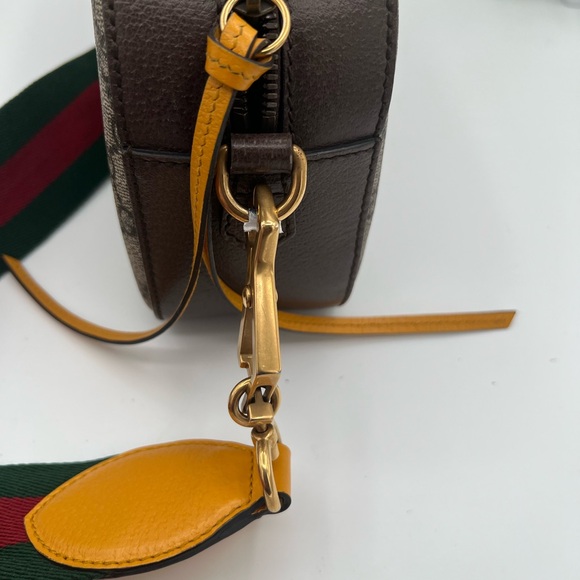 Gucci Tiger Head Camera Crossbody Bag ❤️😍 - Picture 4 of 9